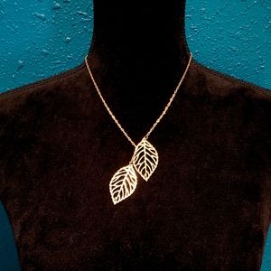 Gold Leaf Pendant Necklace